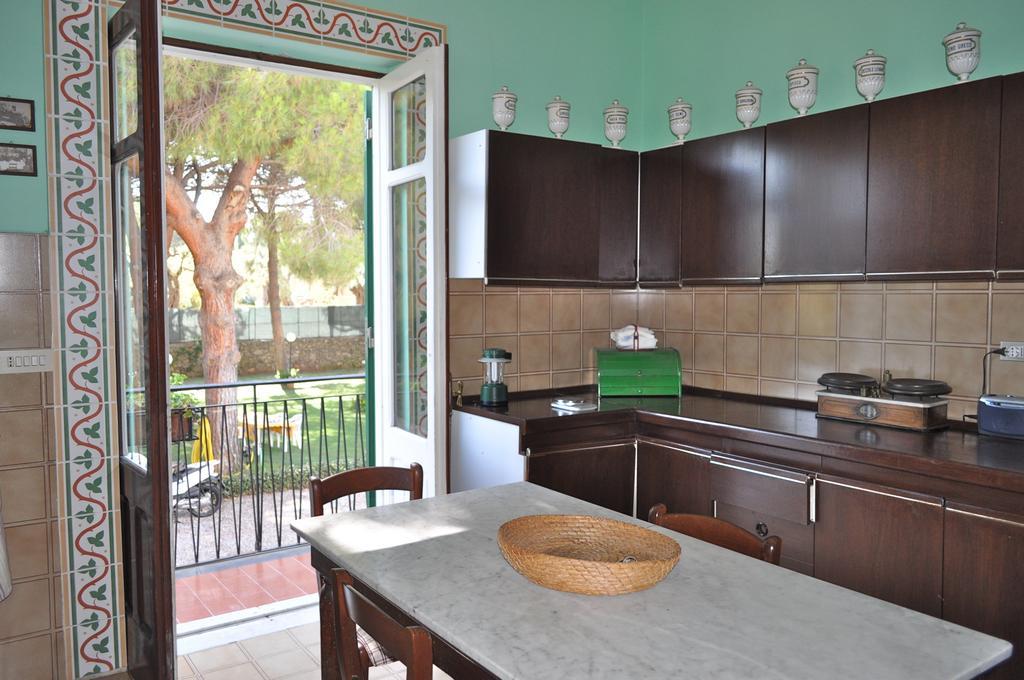 Villa Elizabeth Milazzo Rum bild