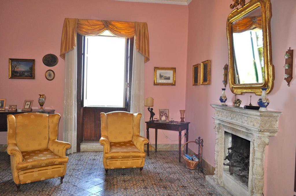Villa Elizabeth Milazzo Exteriör bild