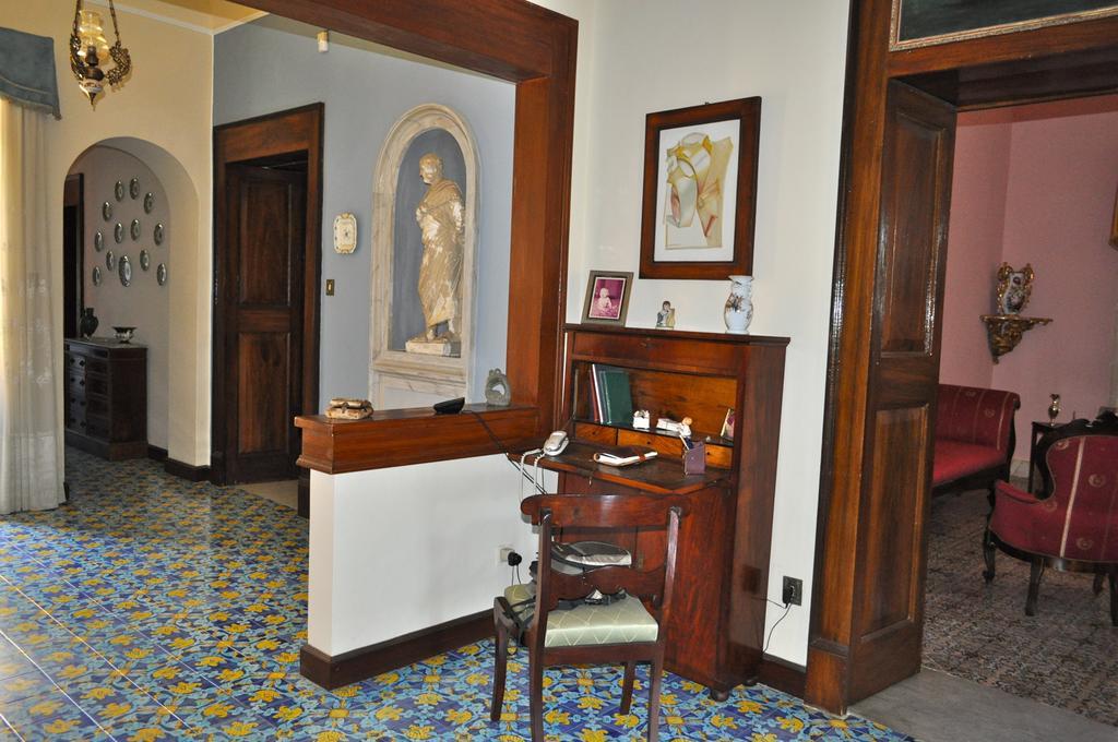 Villa Elizabeth Milazzo Exteriör bild